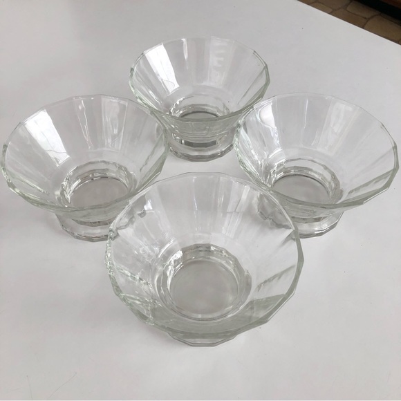 Set of 4 Clear Glass Custard Cups Ramekins Fruit Dessert Cocktail Bowls - Picture 2 of 7